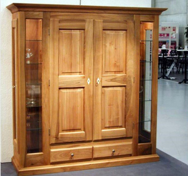 belmedia präsentiert Massivholzschränke von Möbel-Tschannen in